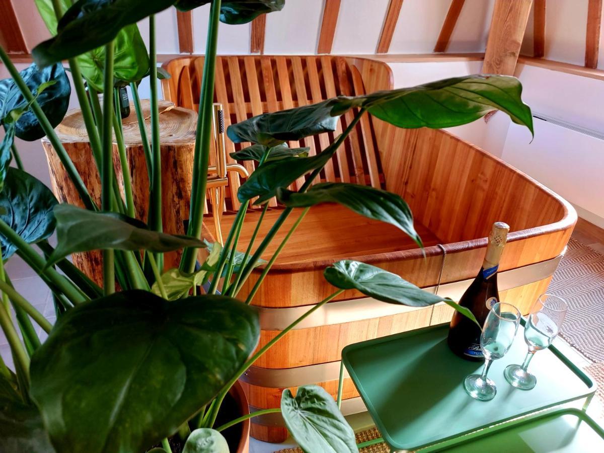 Les Suites De Petit Bomal Durbuy Bagian luar foto