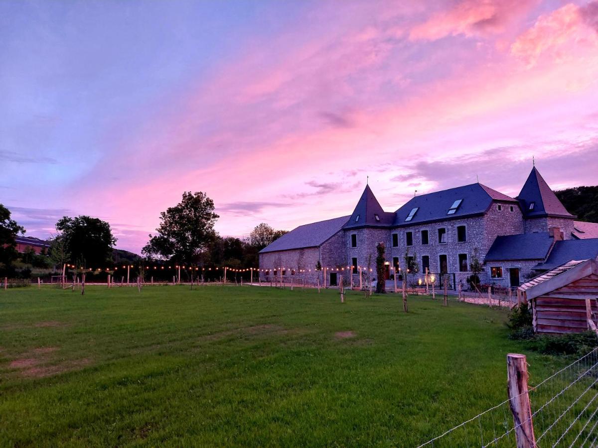 Les Suites De Petit Bomal Durbuy Bagian luar foto