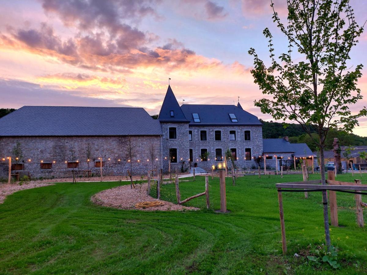 Les Suites De Petit Bomal Durbuy Bagian luar foto